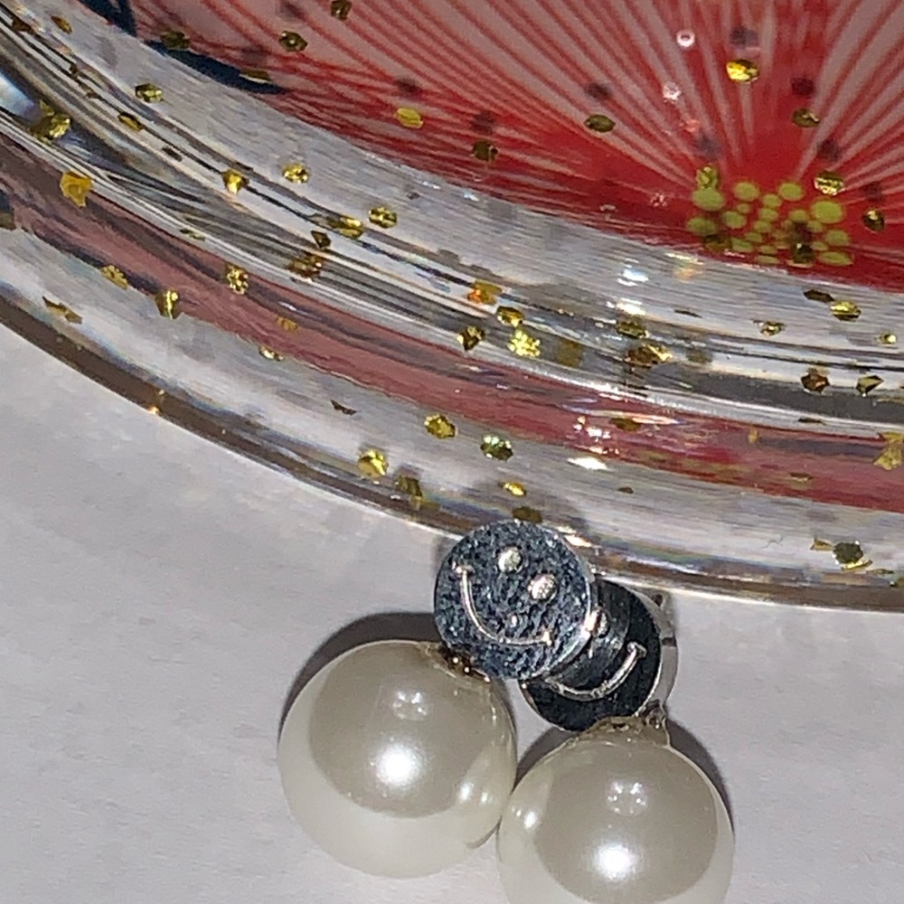 Stud faux pearl earrings - Picture 2 of 4